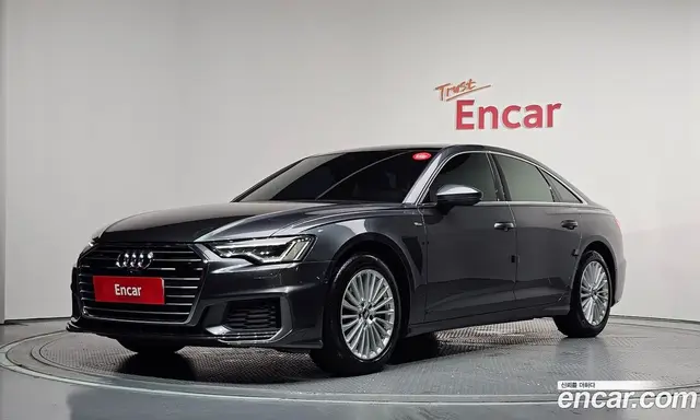 Audi A6 2019 2.0 автомат (гидро), миниатюра 1