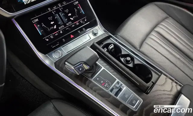 Audi A6 2019 2.0 автомат (гидро), миниатюра 9