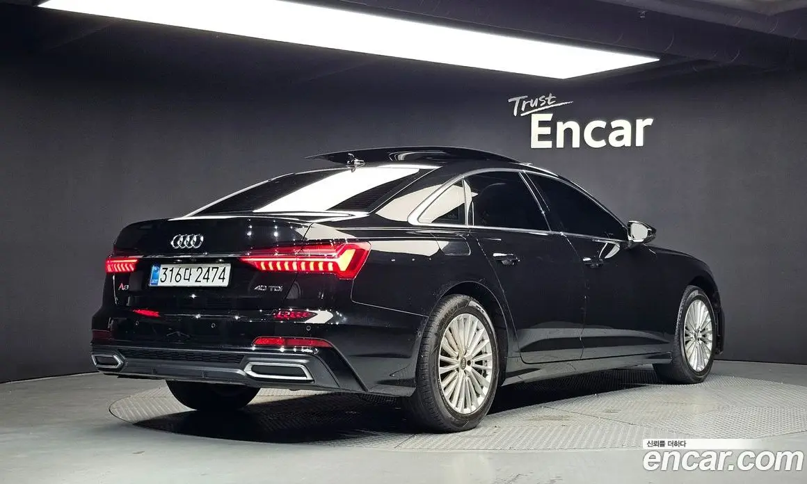 Audi A6 2020 2.0 автомат (гидро), фото 2