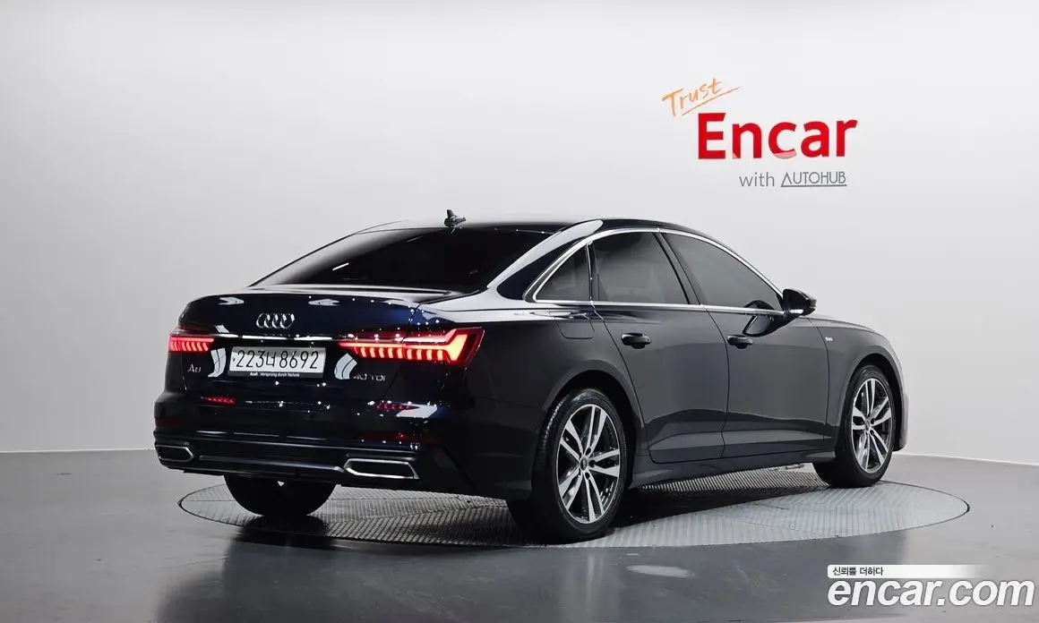 Audi A6 2022 2.0 автомат (гидро), фото 1
