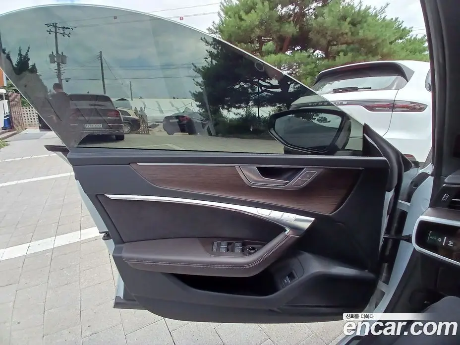 Audi A7 2023 3.0 автомат (гидро), фото 11