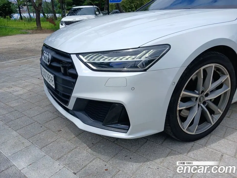 Audi A7 2023 3.0 автомат (гидро), фото 16