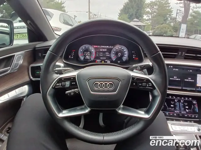 Audi A7 2023 3.0 автомат (гидро), миниатюра 10