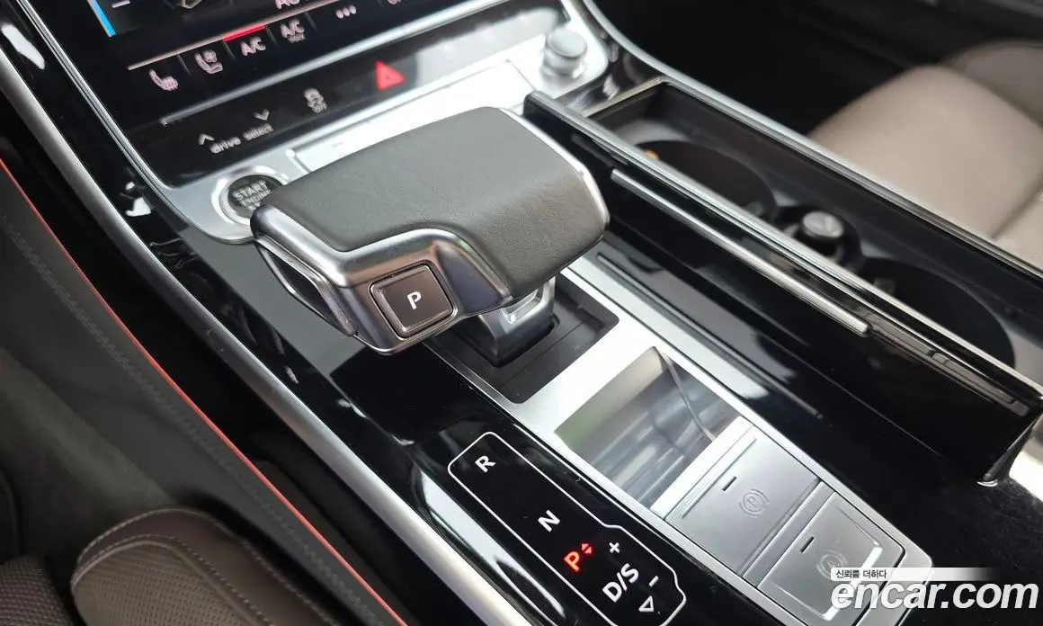 Audi A8 2021 3.0 автомат (гидро), фото 12