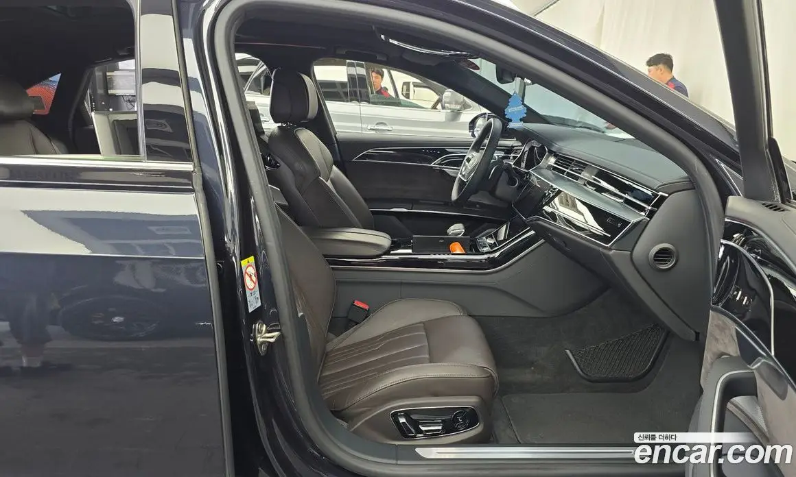 Audi A8 2021 3.0 автомат (гидро), фото 16
