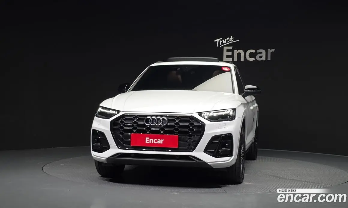 Audi Q5 2024 2.0 автомат (гидро), фото 3