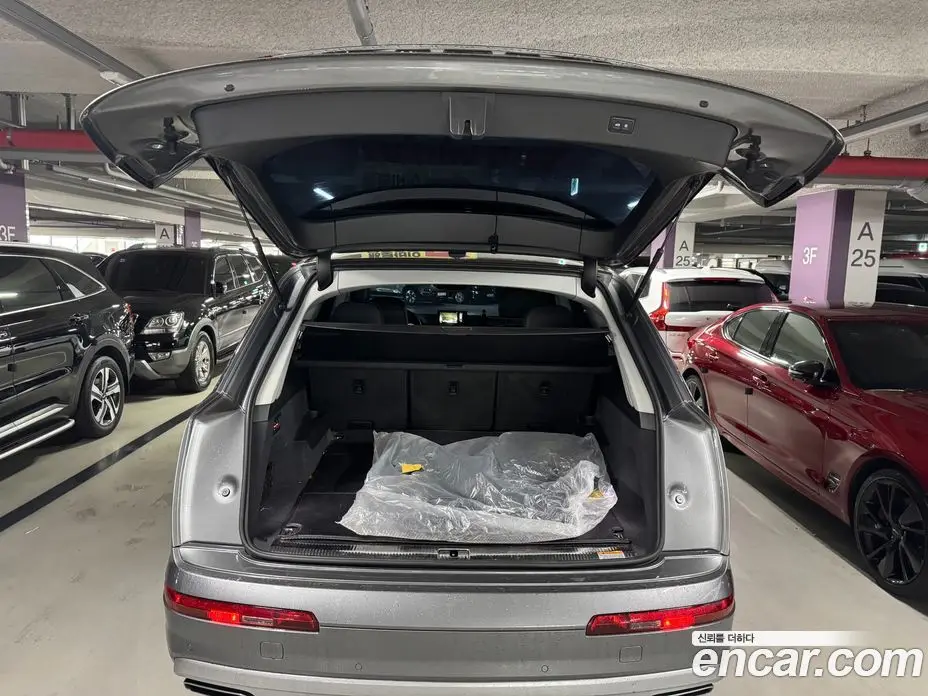 Audi Q7 2016 3.0 автомат (гидро), фото 5