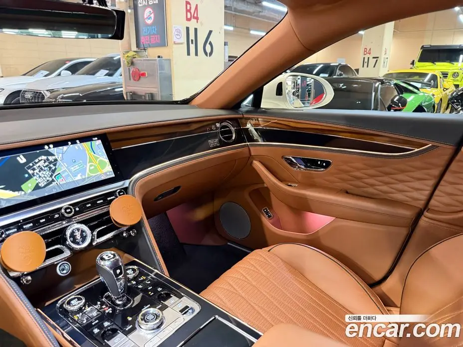 Bentley Flying Spur 2020 6.0 автомат (гидро), фото 13