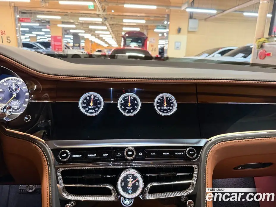 Bentley Flying Spur 2020 6.0 автомат (гидро), фото 14