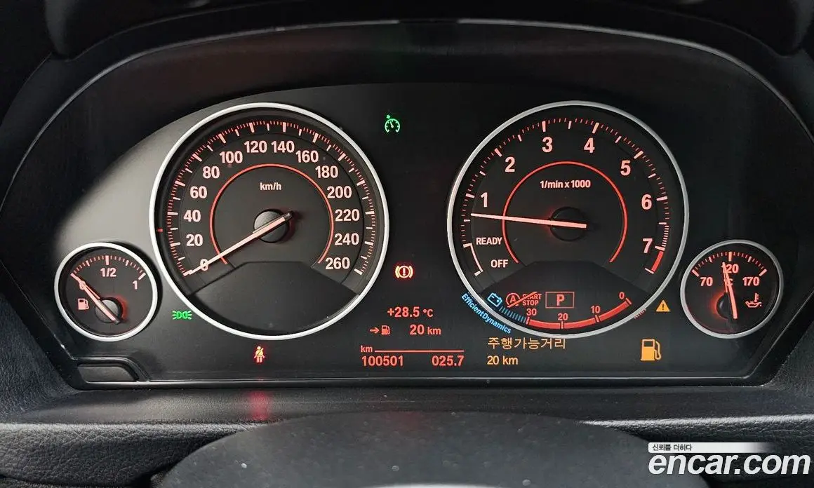 BMW 3 серия 2017 2.0 автомат (гидро), фото 11