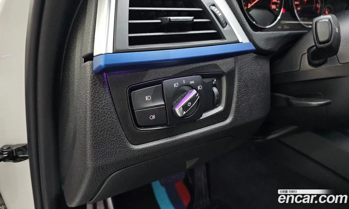 BMW 3 серия 2017 2.0 автомат (гидро), фото 23