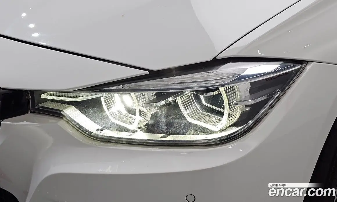 BMW 3 серия 2017 2.0 автомат (гидро), фото 8