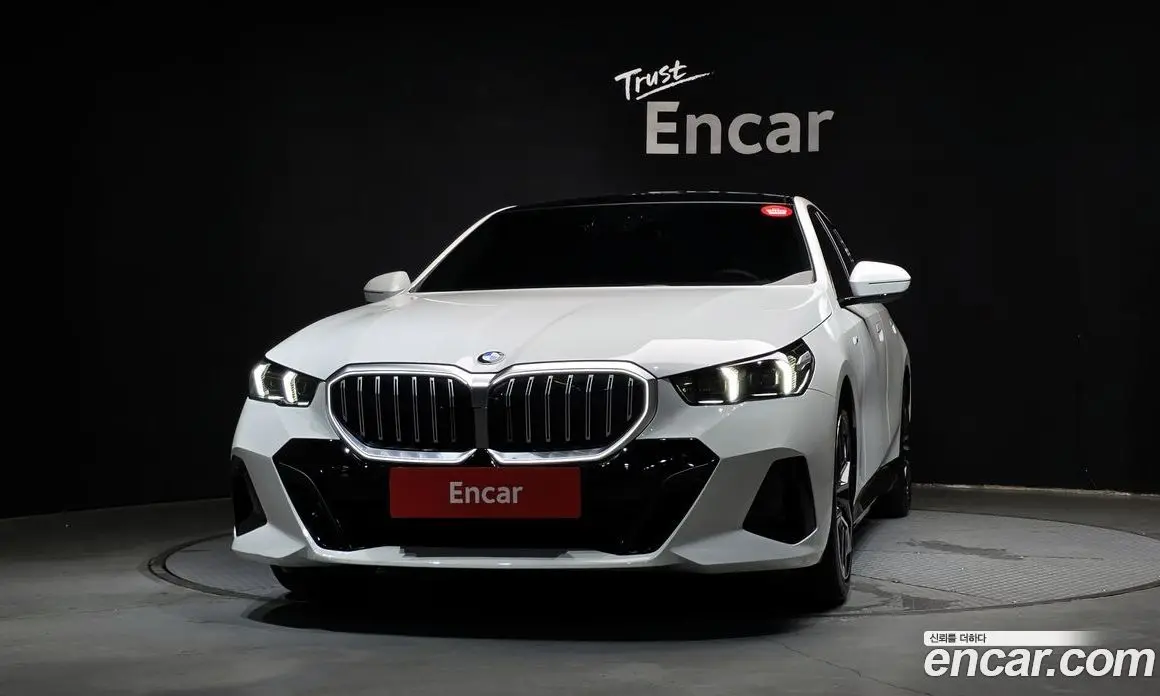 BMW 5 серия 2024 2.0 автомат (гидро), фото 3