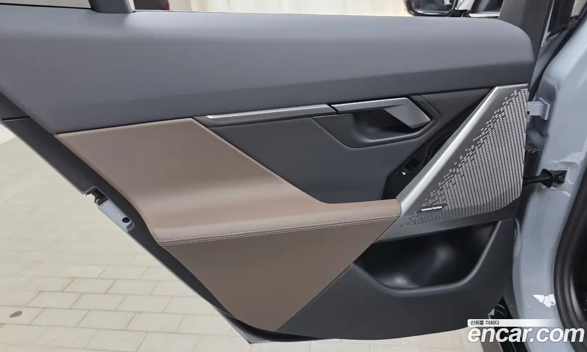 BMW 5 серия 2025 2.0 автомат (гидро), фото 14
