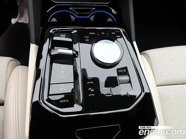 BMW 5 серия 2025 2.0 автомат (гидро), миниатюра 11