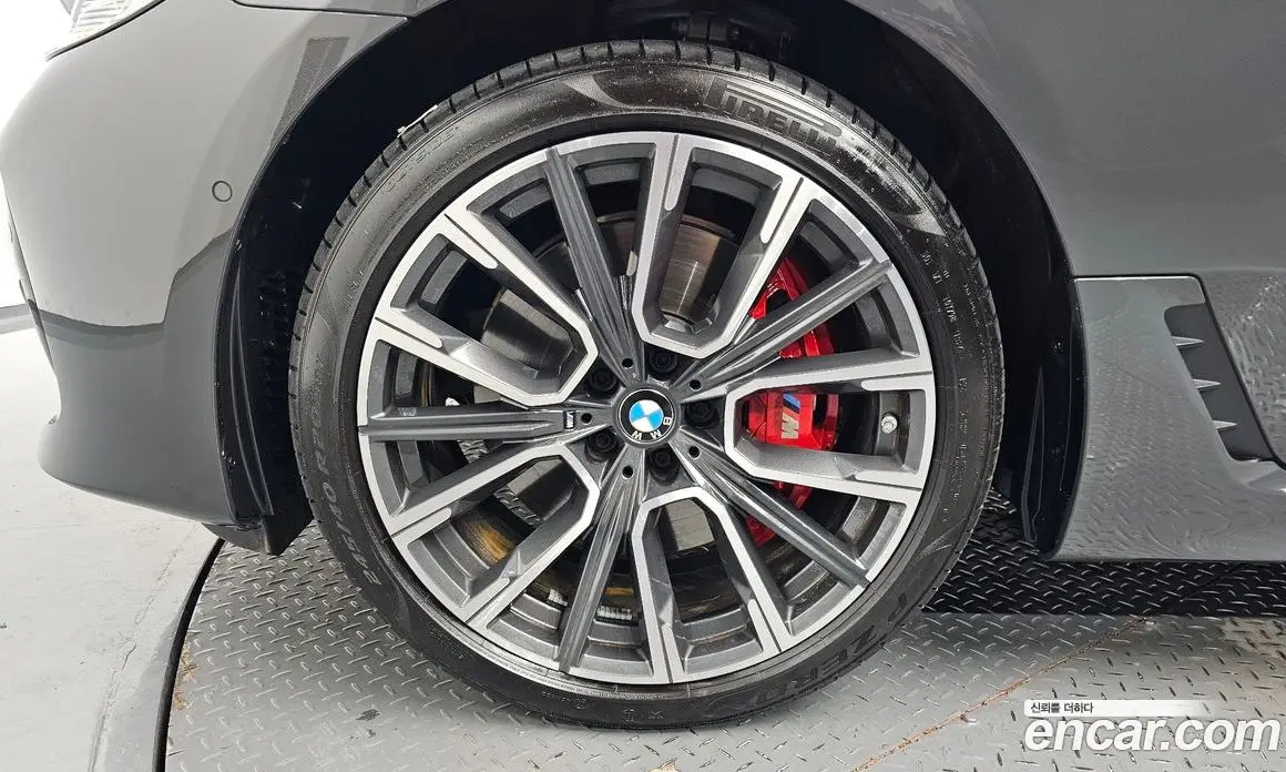 BMW 6 серия 2024 3.0 автомат (гидро), фото 4