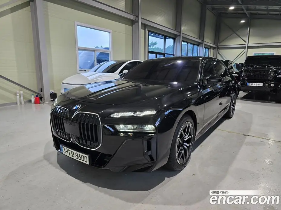 BMW 7 серия 2025 3.0 автомат (гидро), фото 1