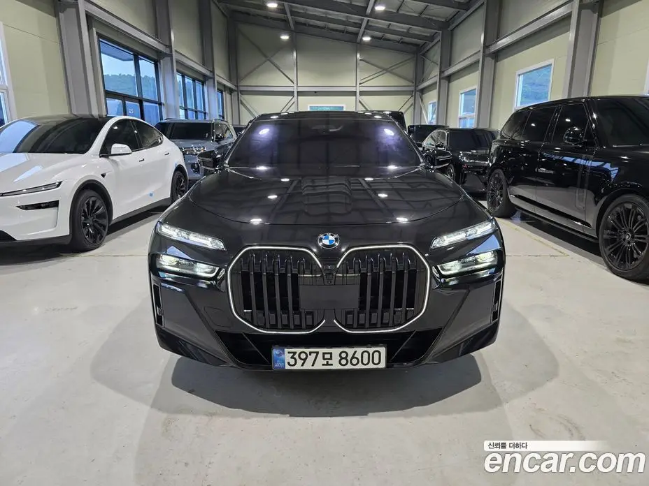 BMW 7 серия 2025 3.0 автомат (гидро), фото 3