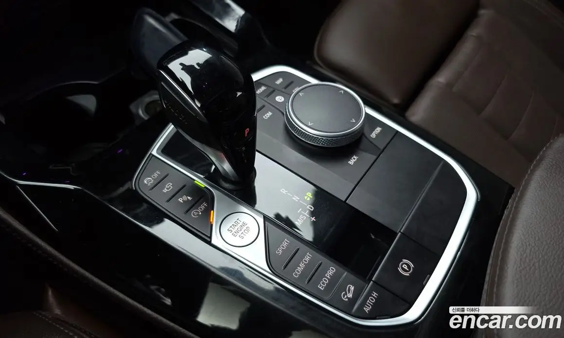 BMW X4 2023 2.0 автомат (гидро), фото 12