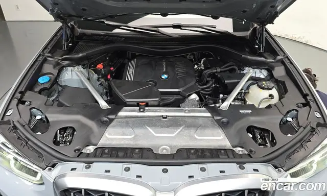 BMW X4 2023 2.0 автомат (гидро), миниатюра 6