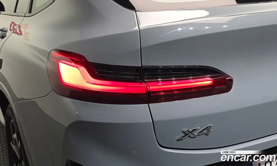 BMW X4 2023 2.0 автомат (гидро), фото 9