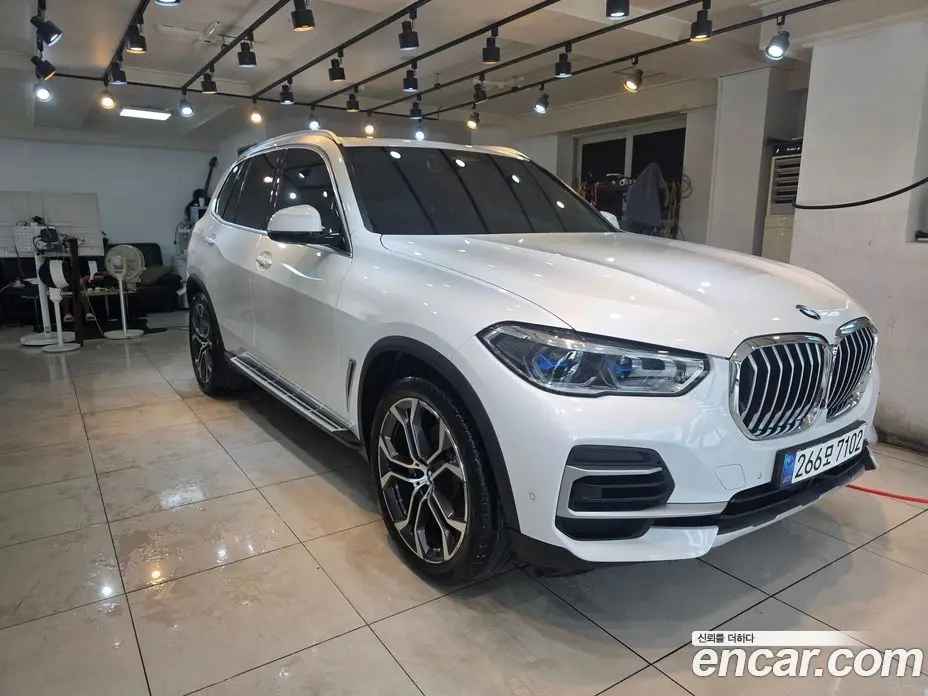 BMW X5 2022 3.0 автомат (гидро), фото 1