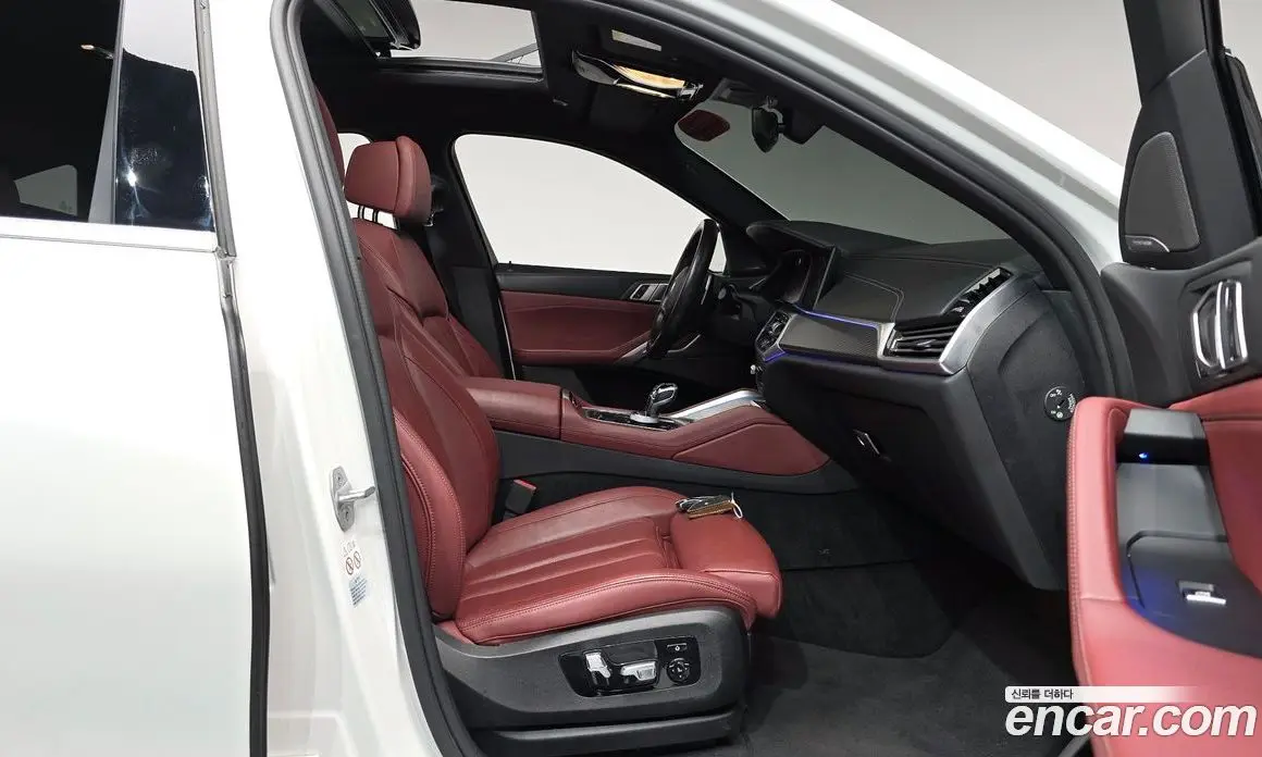 BMW X6 2021 3.0 автомат (гидро), фото 16