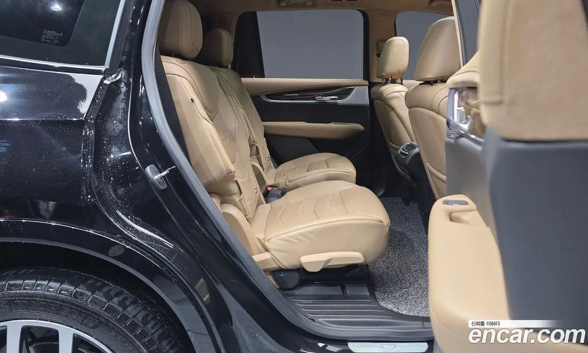 Cadillac XT6 2023 3.6 автомат (гидро), фото 17