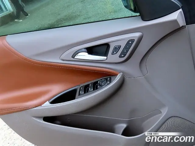 Chevrolet Malibu 2016 1.5 автомат (гидро), миниатюра 11