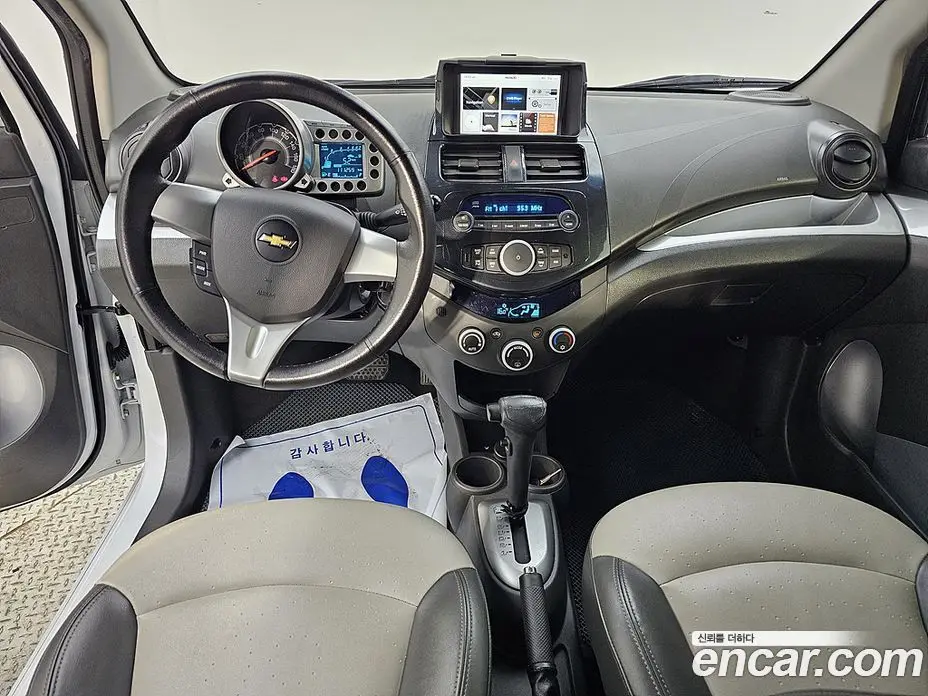 Chevrolet Spark 2012 1.0 автомат (гидро), фото 5