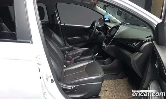Chevrolet Spark 2017 1.0 автомат (гидро), миниатюра 11