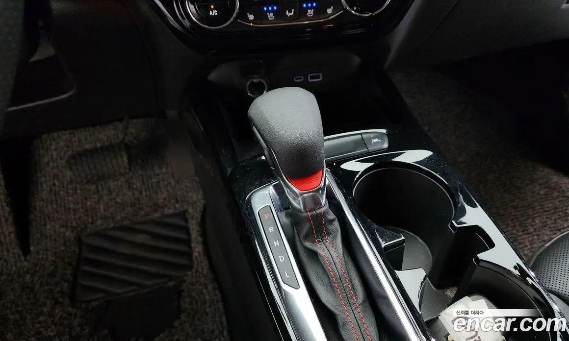 Chevrolet Trax 2024 1.2 автомат (гидро), фото 12