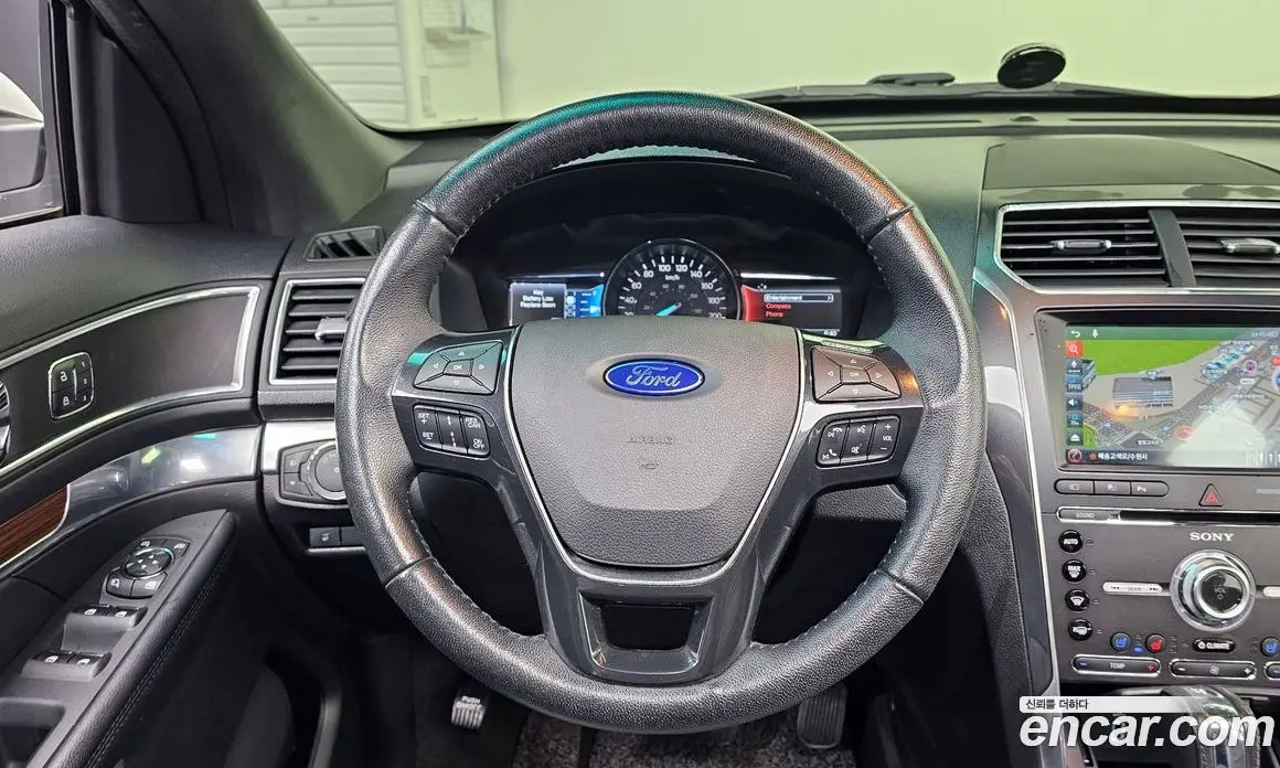 Ford Explorer 2017 2.3 автомат (гидро), фото 13