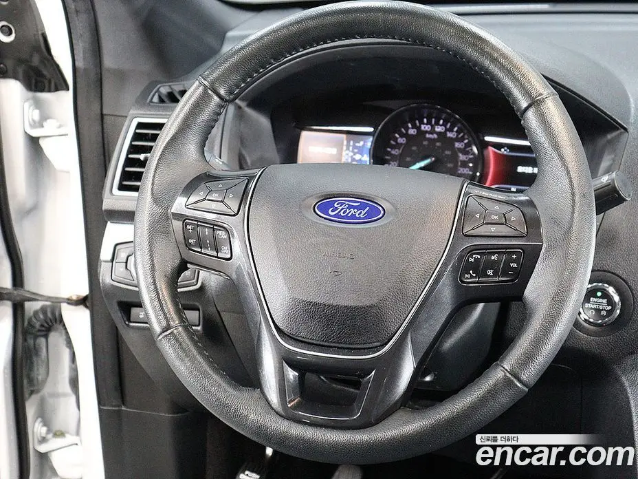Ford Explorer 2018 2.3 автомат (гидро), фото 13