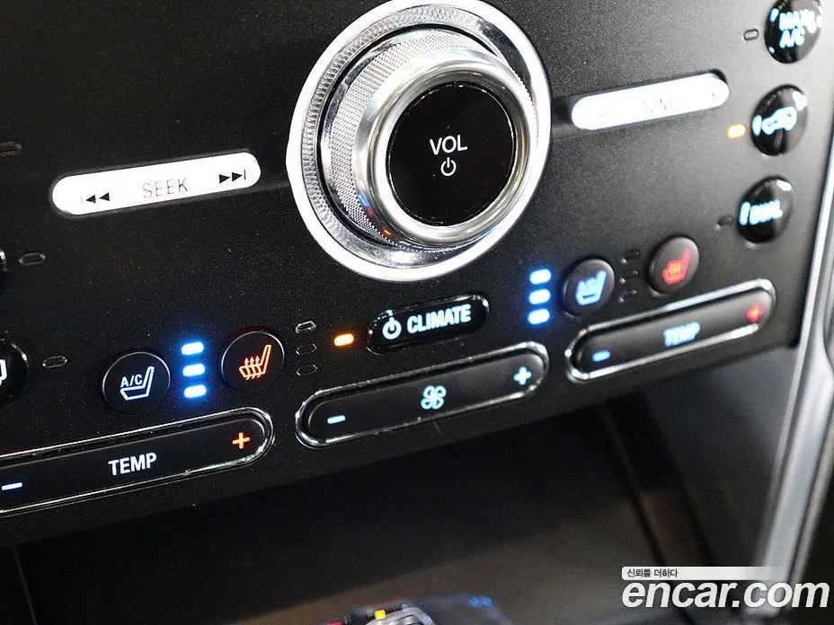 Ford Explorer 2018 2.3 автомат (гидро), фото 9