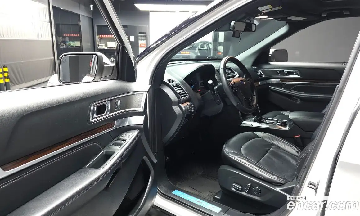 Ford Explorer 2018 3.5 автомат (гидро), фото 13