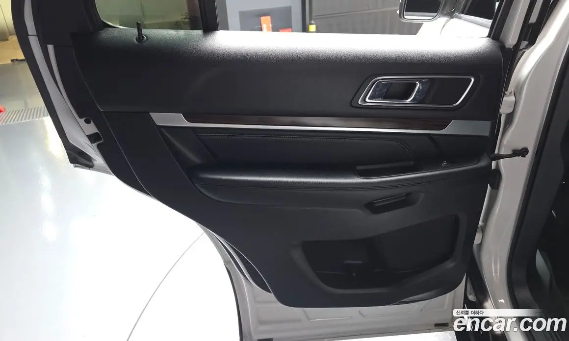 Ford Explorer 2018 3.5 автомат (гидро), фото 15