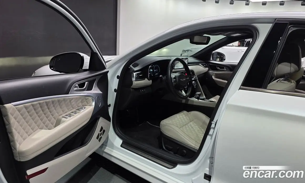 Genesis G70 2021 2.0 автомат (гидро), фото 13