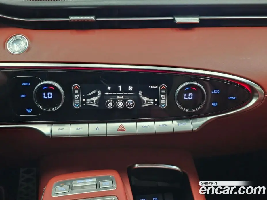 Genesis GV70 2022 2.5 автомат (гидро), фото 16