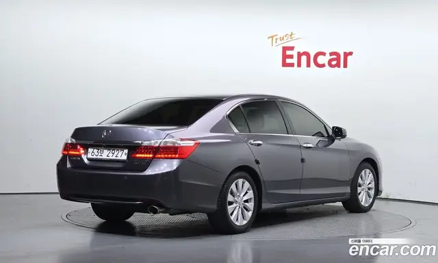 Honda Accord 2015 2.4 автомат (гидро), миниатюра 2