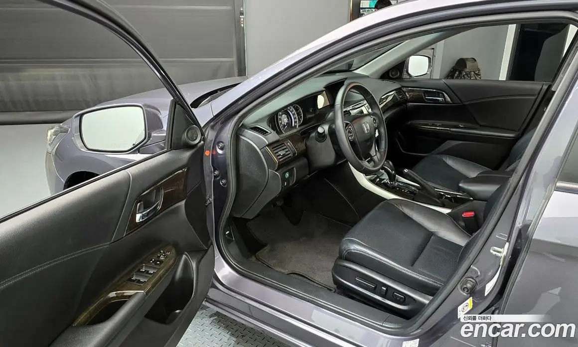 Honda Accord 2015 2.4 автомат (гидро), фото 10