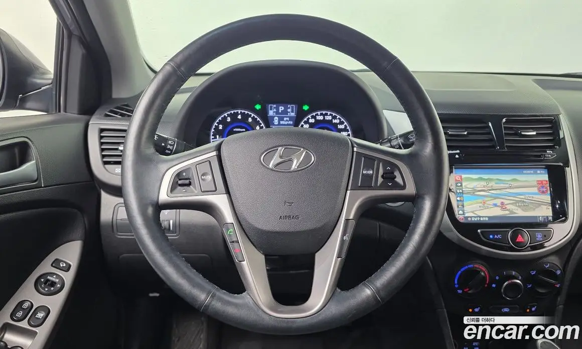 Hyundai Accent 2015 1.4 автомат (гидро), фото 19
