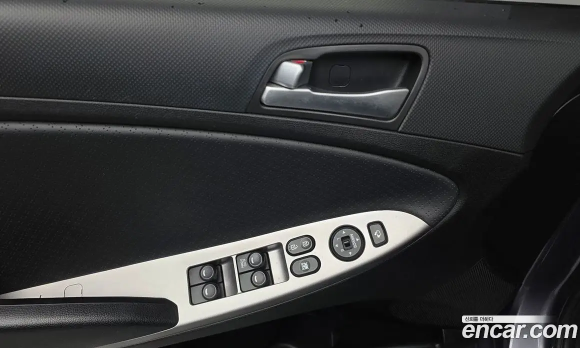 Hyundai Accent 2015 1.4 автомат (гидро), фото 28