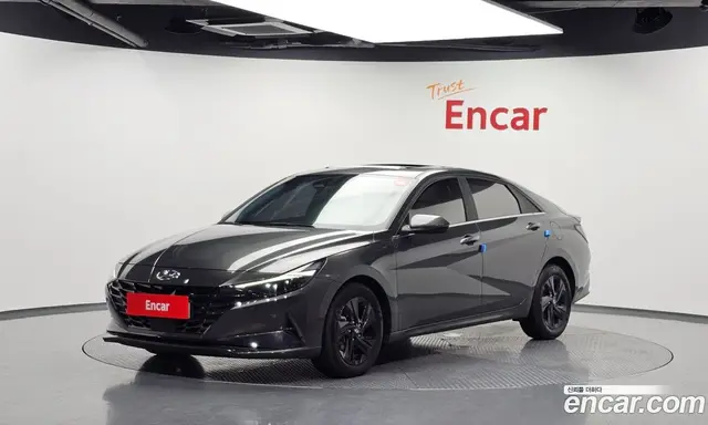 Hyundai Avante 2022 1.6 автомат (гидро), миниатюра 1