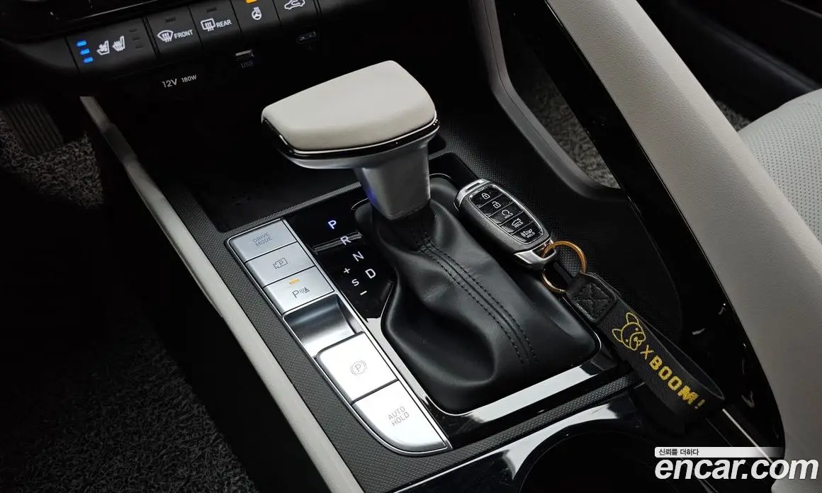 Hyundai Avante 2022 1.6 автомат (гидро), фото 12