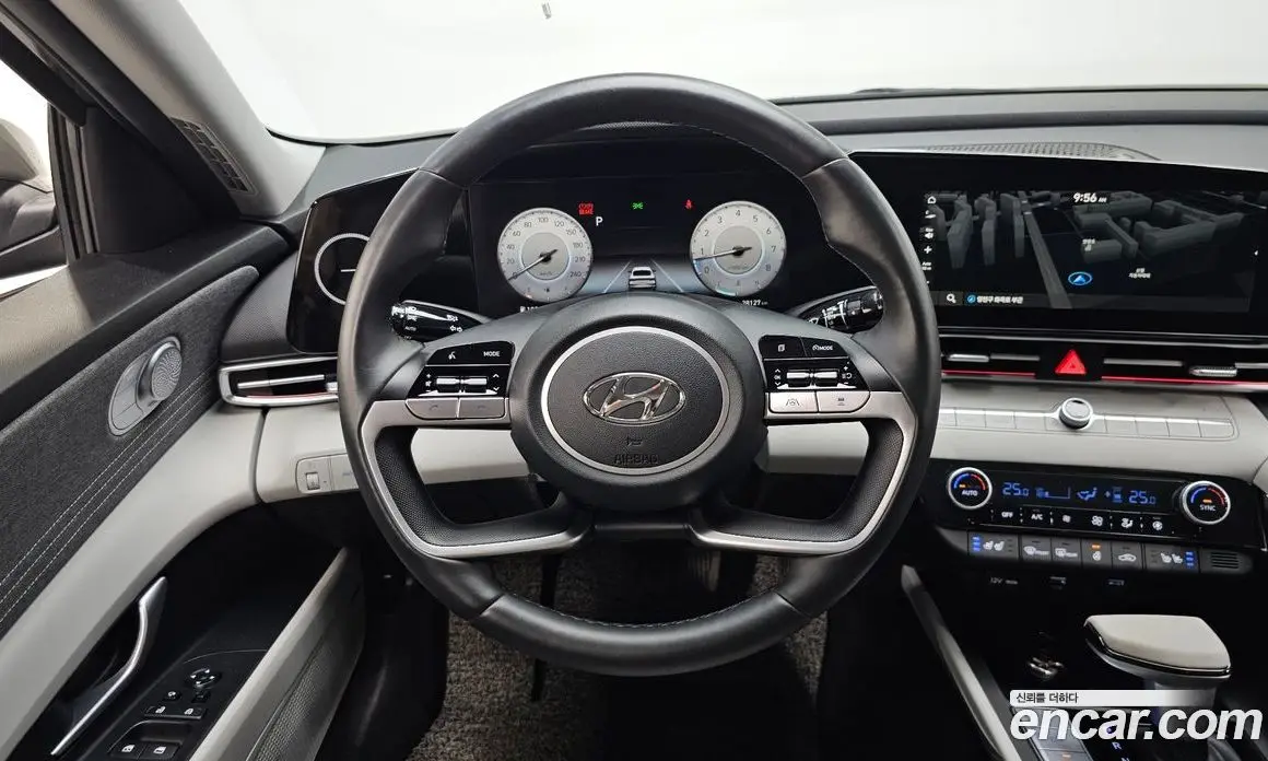 Hyundai Avante 2022 1.6 автомат (гидро), фото 19