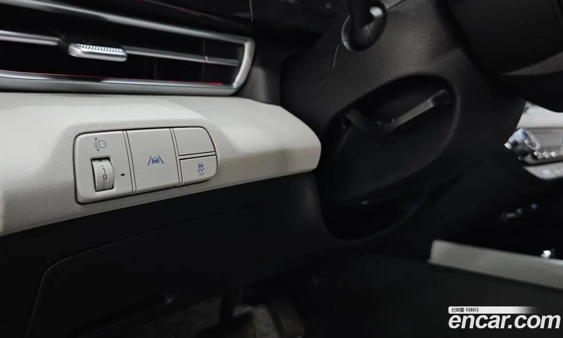 Hyundai Avante 2022 1.6 автомат (гидро), фото 32