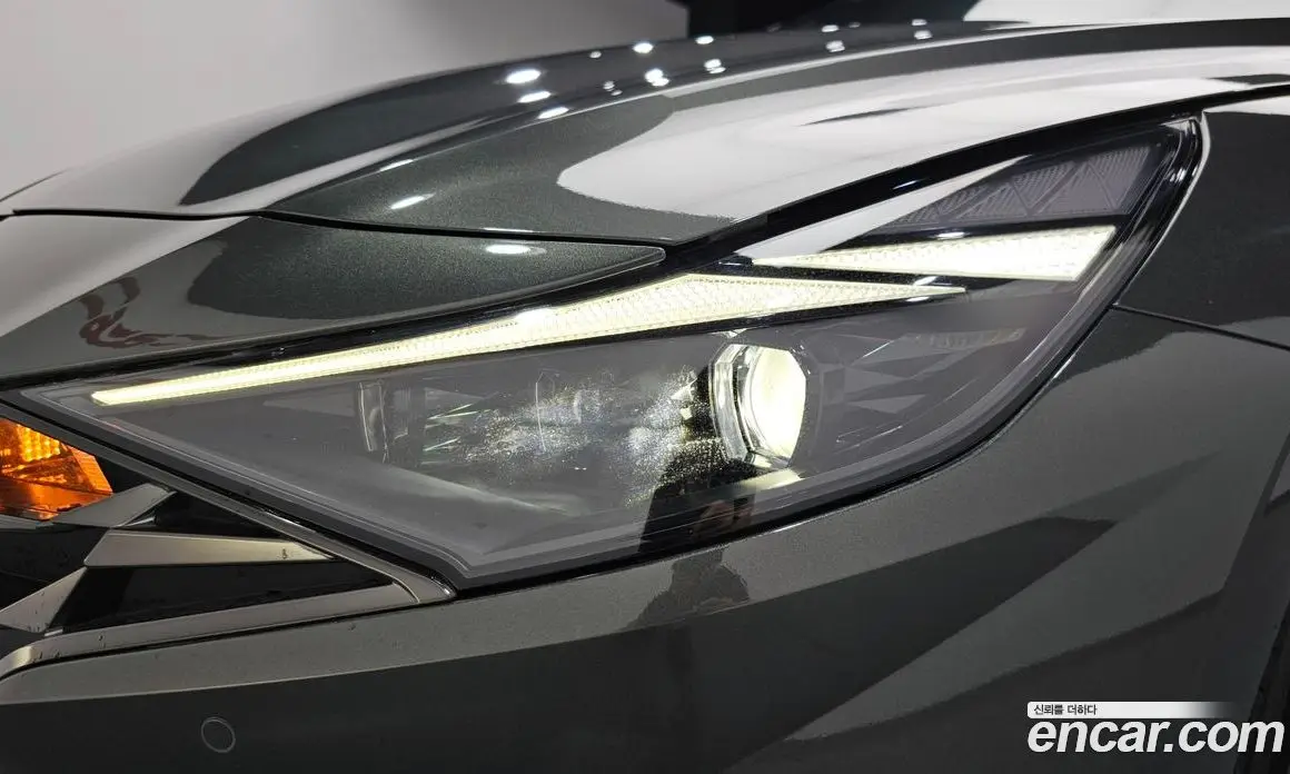 Hyundai Avante 2022 1.6 автомат (гидро), фото 8