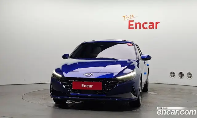 Hyundai Avante 2023 1.6 автомат (гидро), миниатюра 3