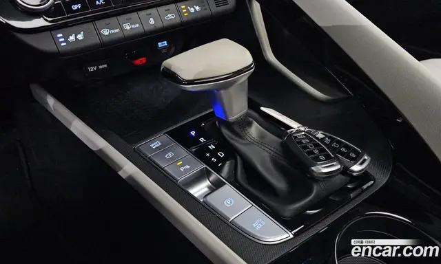 Hyundai Avante 2023 1.6 автомат (гидро), миниатюра 9